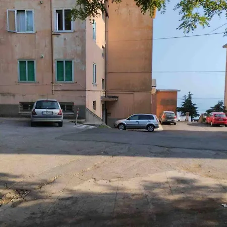 Jn House